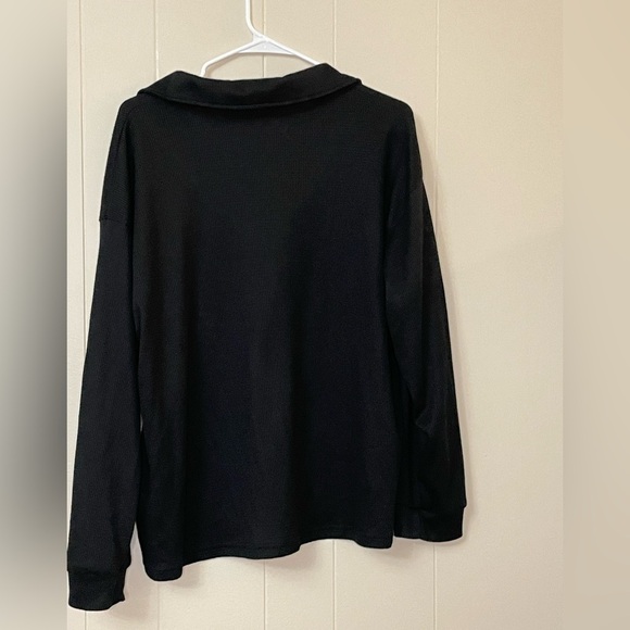 Elegant Black Button-Down Women's Shirt - Picture 2 of 2